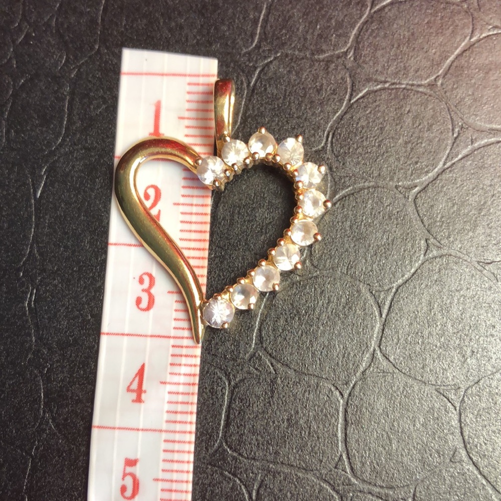 Flash sale🌺🌼Beautiful 14k gold white sapphire heart pendant - Picture 3 of 6